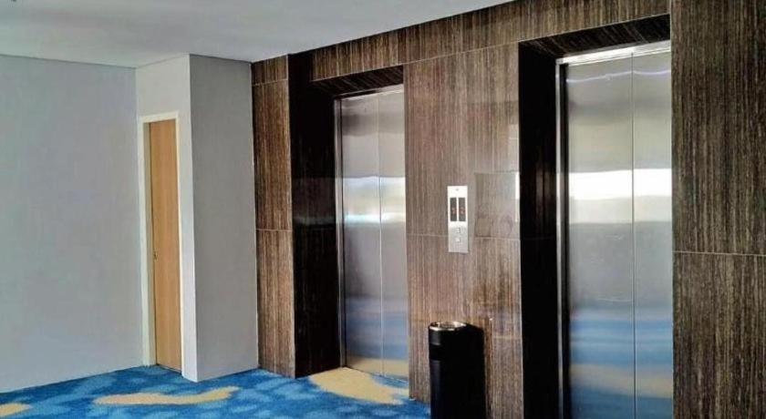Horison Hotel Ultima Timika Esterno foto